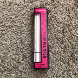 Very Voluptuous Lip Plumper 👄